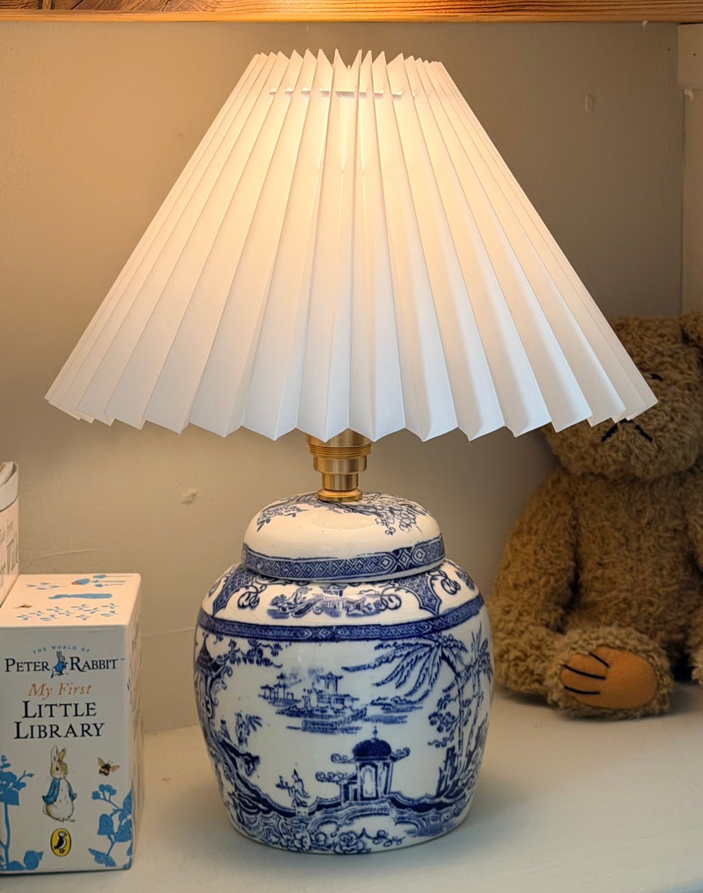 Antique Chinoiserie Rechargeable Lamp