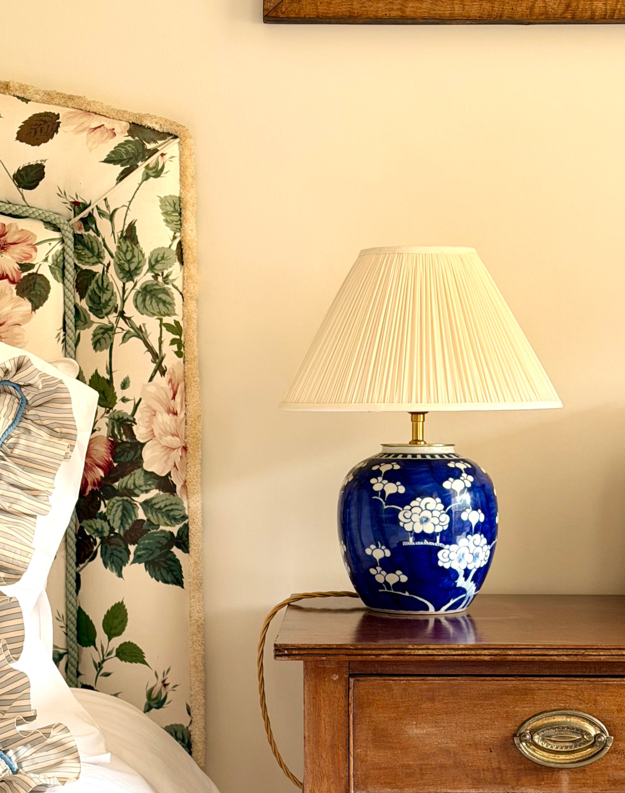 Medium Prunus Ginger Jar Lamp