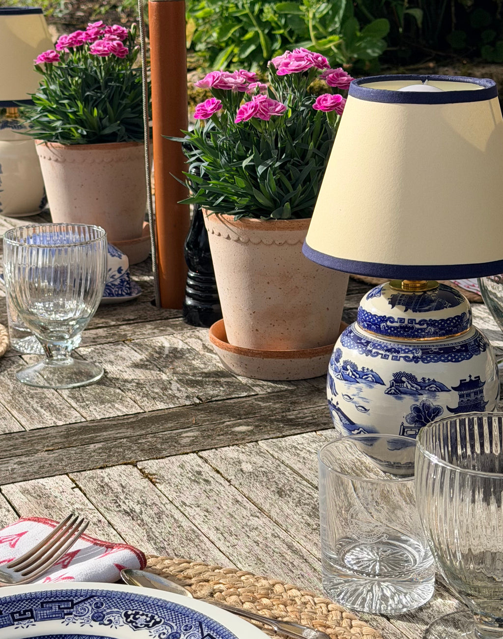Rechargeable British Ringtons Ginger Jar Lamp