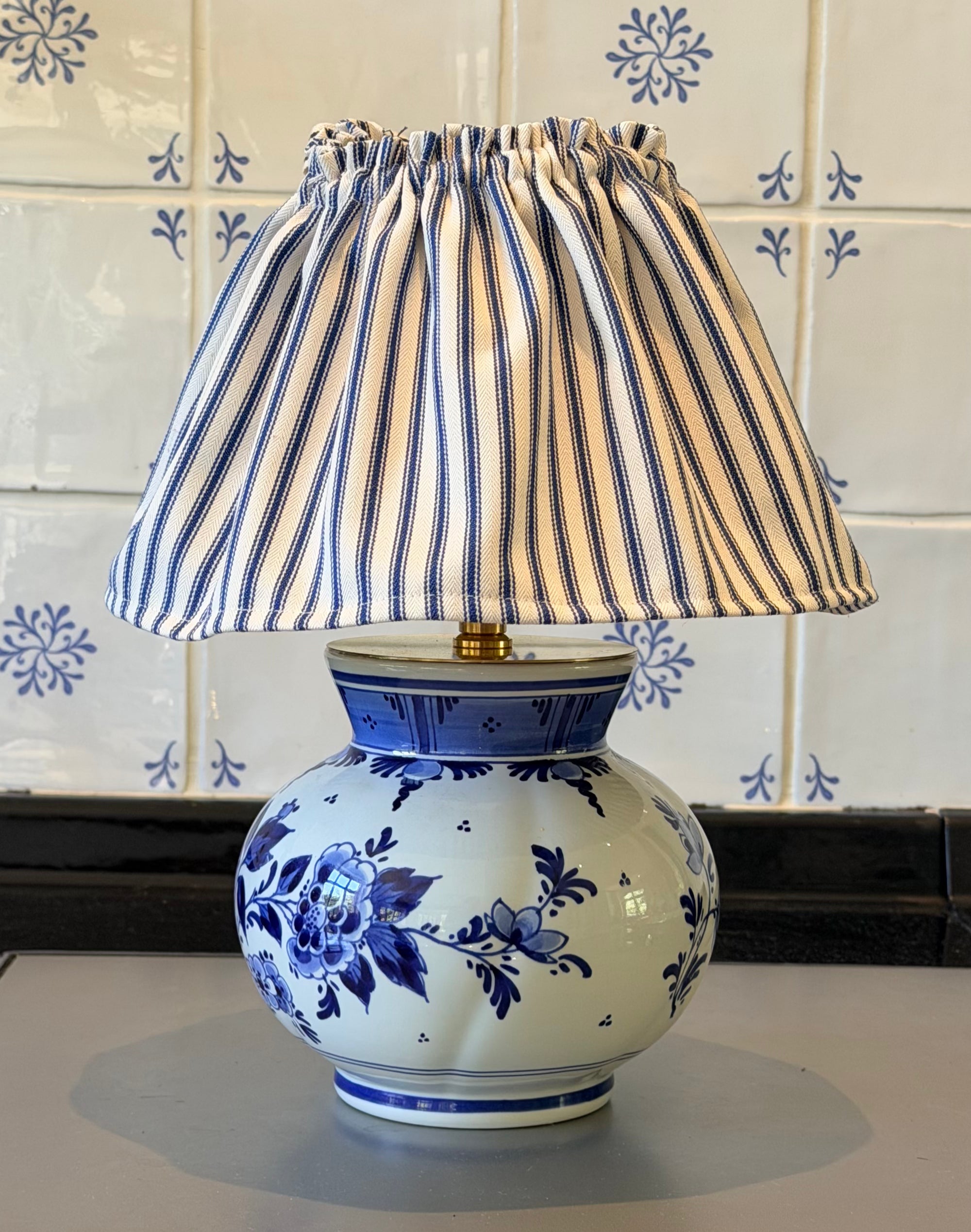 Rechargeable Delft Lamp